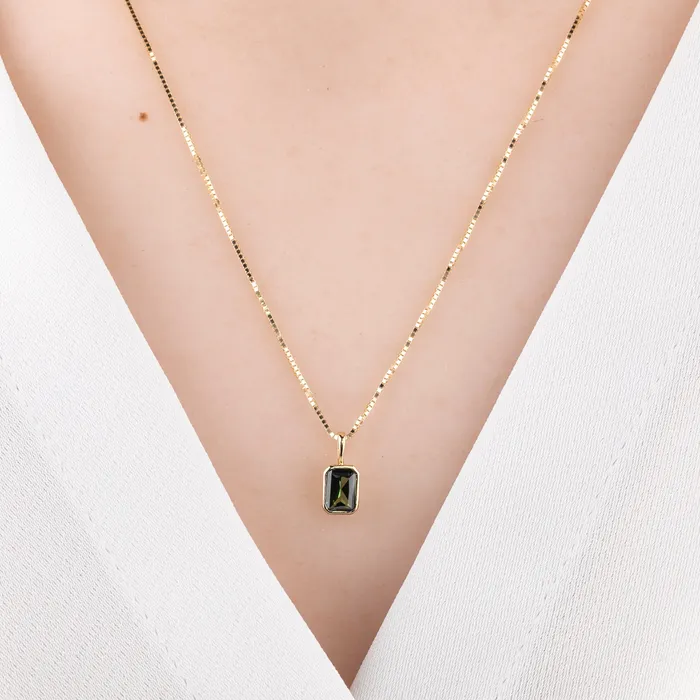 Envero Jewelry Necklaces Patia Charm Necklace Emerald Setting Envero Jewelry Necklaces Patia Charm Necklace Emerald Setting