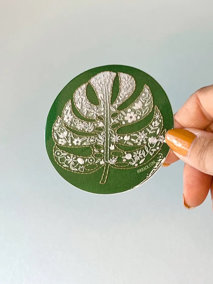Rings Monstera 3 vinyl circle sticker Rikrack
