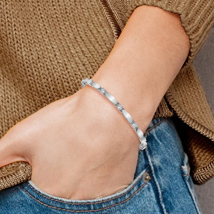 Goldia 14K White Gold Lab Grown Diamond VSSI FGH Tennis Bracelet Bracelets