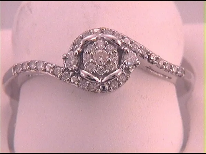 Rings Sterling Silver Round Diamond Cluster Ring 18 Cttw gndatlanta